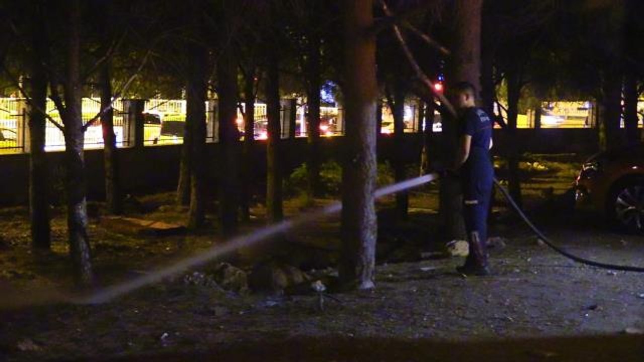 Son dakika haber... Antalya Eğitim ve Araştırma Hastanesi otoparkında çıkan yangın söndürüldü