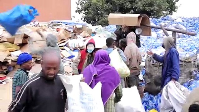 Trash collectors in Addis Ababa cash in on city's plastic waste