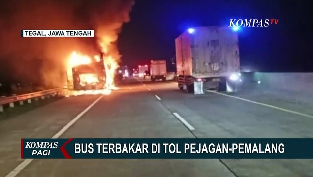 Bus dengan 40 Penumpang Terbakar di Tol Pejagan-Pemalang! Diduga Karena Arus Pendek Listrik