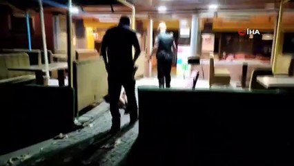 Sinirlerine hakim olmayan baba, kızının kafasına nargile şişesiyle vurdu