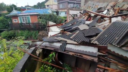 하동에서 축대벽 무너져 빈집 덮쳐...인명피해 없어 / YTN