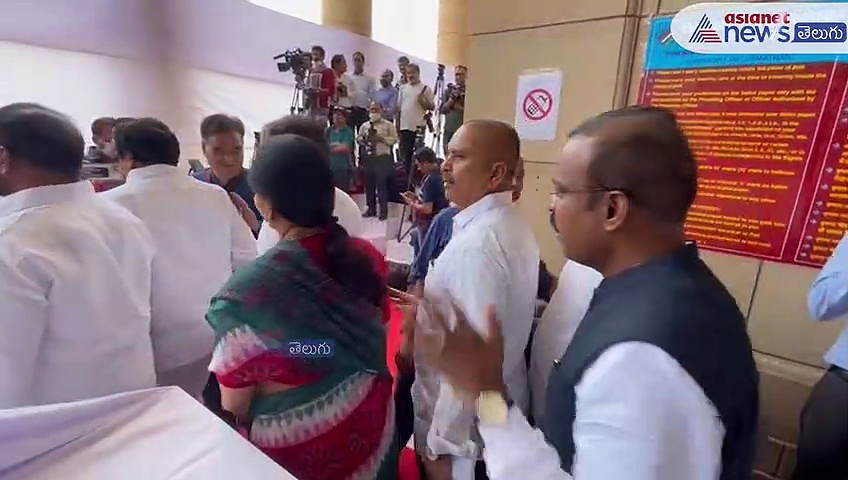 Presidential Polls 2022 : బృందాలుగా వెళ్లి... పార్లమెంట్ లో ఓటేసిన వైసిపి, టీఆర్ఎస్ ఎంపీలు 