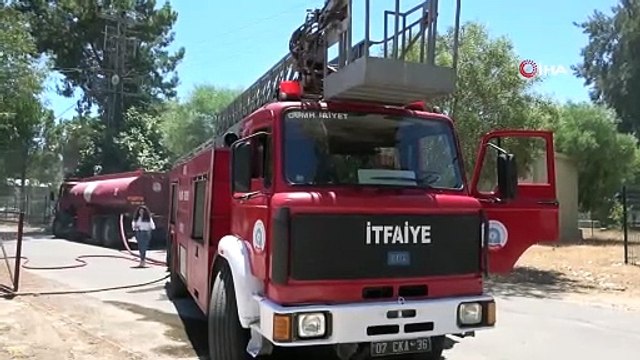 Çim üretim firmasının serasındaki yangın korkuttu