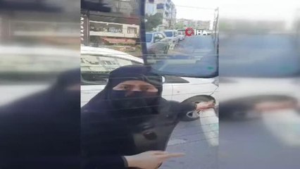 Hem cadde ortasında durdu, hem de dönüş yapamayan şoföre saldırmaya çalıştı