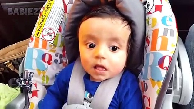 Bébés les plus drôles En passant par TUNNELS Compilation - ESSAYEZ DE NE PAS RIRE LE DÉFI