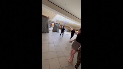 Tres muertos en un tiroteo de un centro comercial de Indianapolis