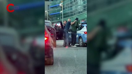 İtalyan polisi, Milanlı futbolcu Tiemoue Bakayoko'yu trafikte suçlu gibi aradı