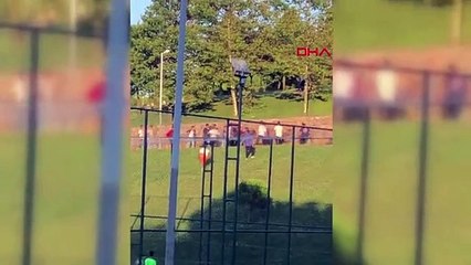 İSTANBUL-ARNAVUTKÖY'DE ÇOCUKLARIN KAVGASINDA SİLAH SESLERİ