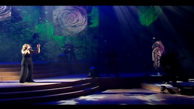 LARA FABIAN LIVE — SI TU M'AIMES | LARA FABIAN LIVE | (2001 AU ZÉNITH (PARIS))