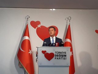 TDP Genel Başkanı Sarıgül: "15 Temmuz'un siyasi ayağı, 28 Şubat'ın medya ayağıdır"