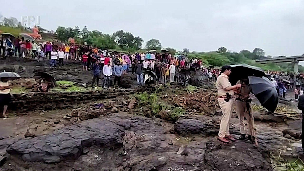 13 Dead After Maharashtra Government Bus Falls Into Narmada River