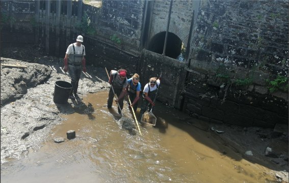 Une pêche de sauvegarde autour du château de Fougères