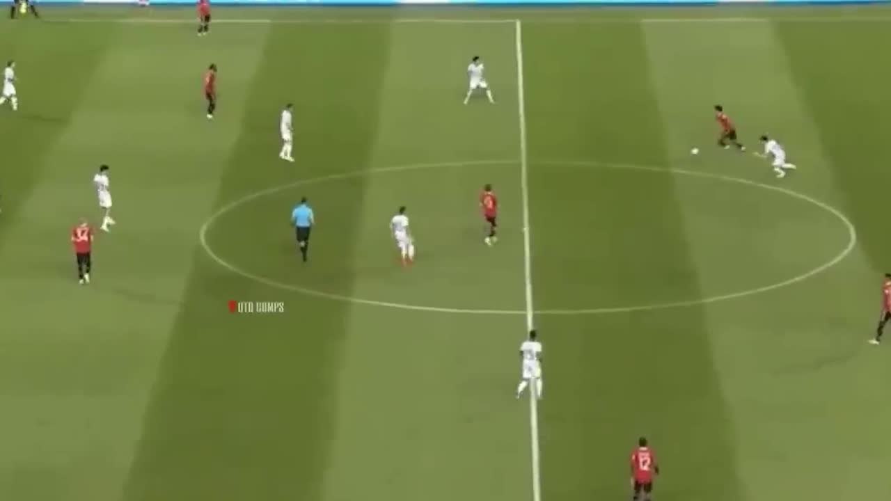 La pretemporada de Zidane Iqbal, la esperanza del United de Ten Hag