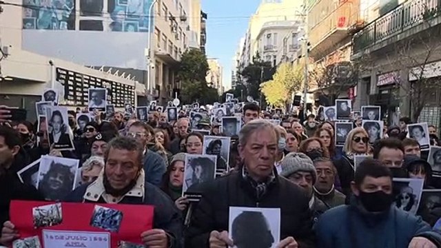 Reclaman justicia a 28 años del ataque a centro judío AMIA en Argentina