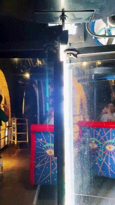 Recorrido a bordo del Aeromagic, en el parque de atracciones del Tibidabo