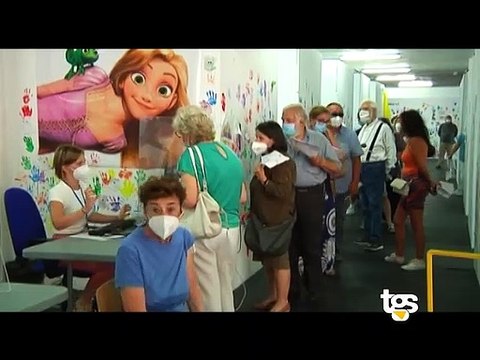 Torna la voglia di vaccino anti-Covid alla Fiera del Mediterraneo di Palermo