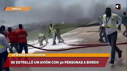 Se estrelló un avión con 30 personas a bordo