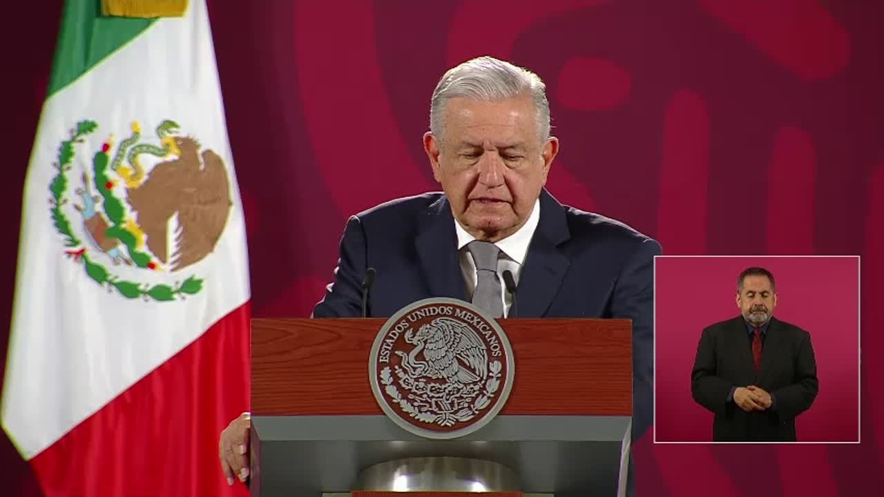 AMLO pide a cerveceras y refresqueras destinar agua a la población ante escasez