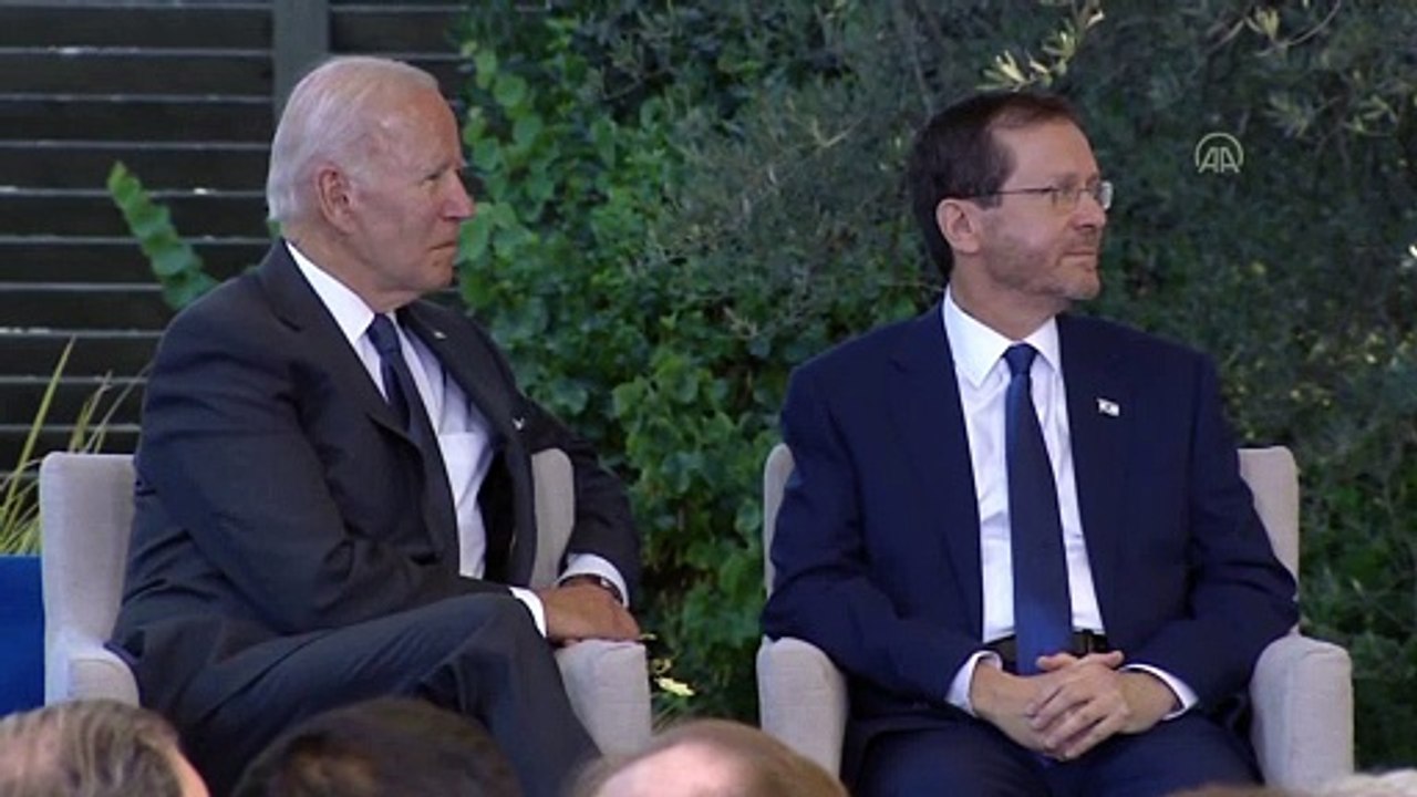 İsrailli şarkıcı, Biden'ın elini sıkmadı: Namahrem