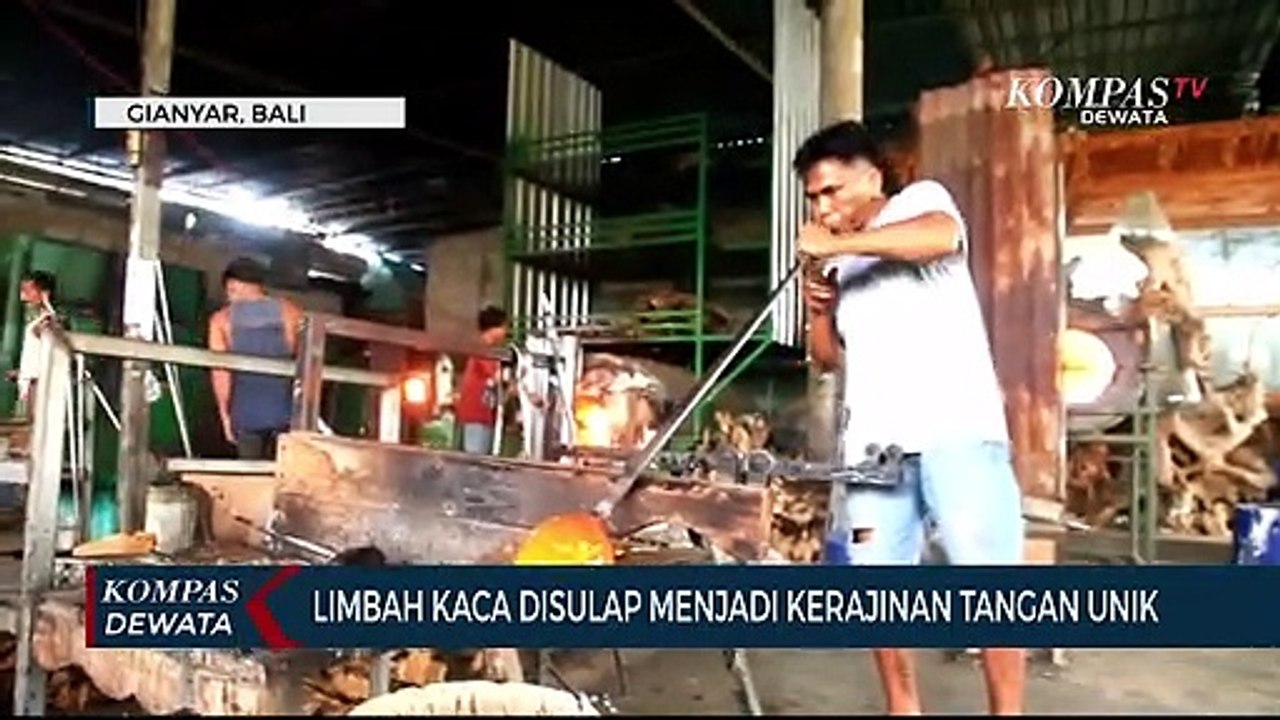 Kerajinan Limbah Kaca