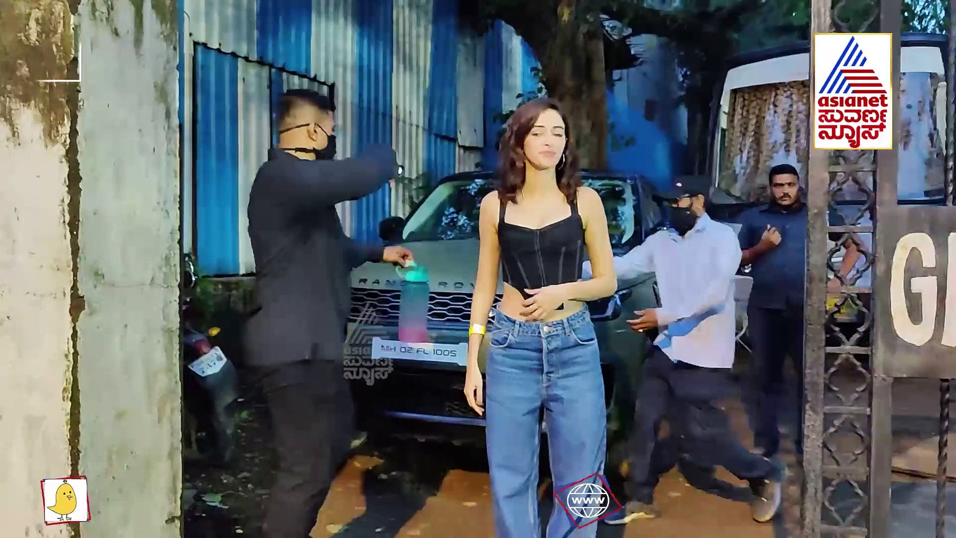 ಸ್ಟಾರ್ ನಟಿಯಾಗಿ ಹರಿದ ಬಟ್ಟೆ ಹಾಕ್ಕೊಂಡು ಬರೋದು ಯಾಕೆ; ಅನನ್ಯಾ ಪಾಂಡೆಗೆ ಕ್ಲಾಸ್!