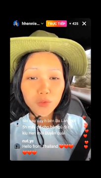 H'Hen Niê đính chính vụ đòi đi final walk lại