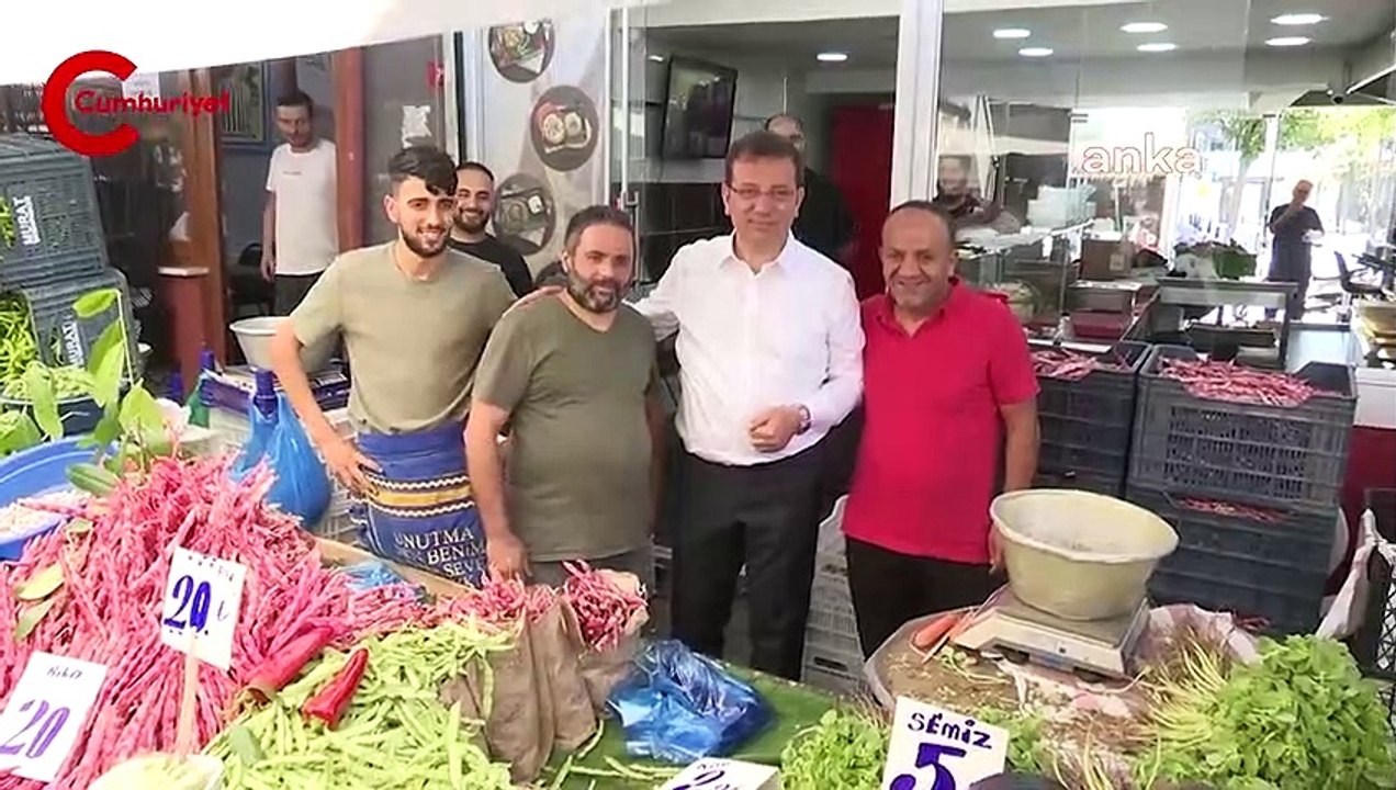 Ekrem İmamoğlu'na sevgi seli: Yaşlı kadınla diyaloğu ilgi çekti