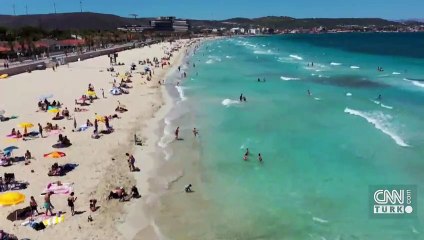 Ilıca Plajı turistlerin akınına uğradı