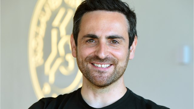 VOICI : Camille Combal papa : sa compagne dévoile une belle photo de leur fils