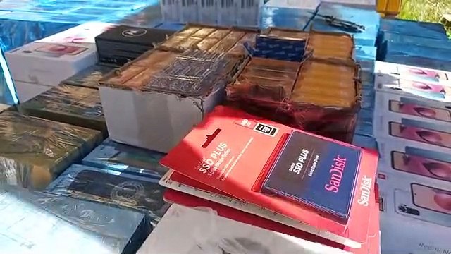 Cargas milionárias de celulares são apreendidas pela PM na rodovia entre Umuarama e Xambrê