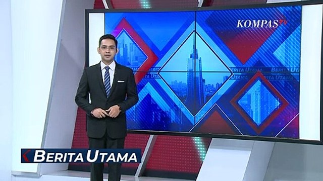 Aksi Petugas Damkar Evakuasi Sarang Tawon Besar dari Atap Gedung Sekolah di Banjarmasin!