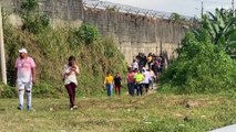 مقتل 12 في شغب بسجن في الإكوادور والسلطات تحاول تحديد أصحاب الجثث المقطعة الأوصال