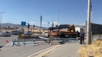 Elektrik akımına kapılan işçi ağır yaralandı