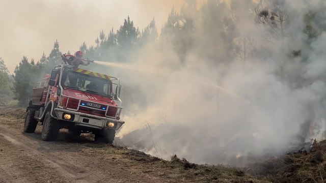 Avec les pompiers en Gironde : «Les vents tournent dans tous les sens... On est très fatigués»