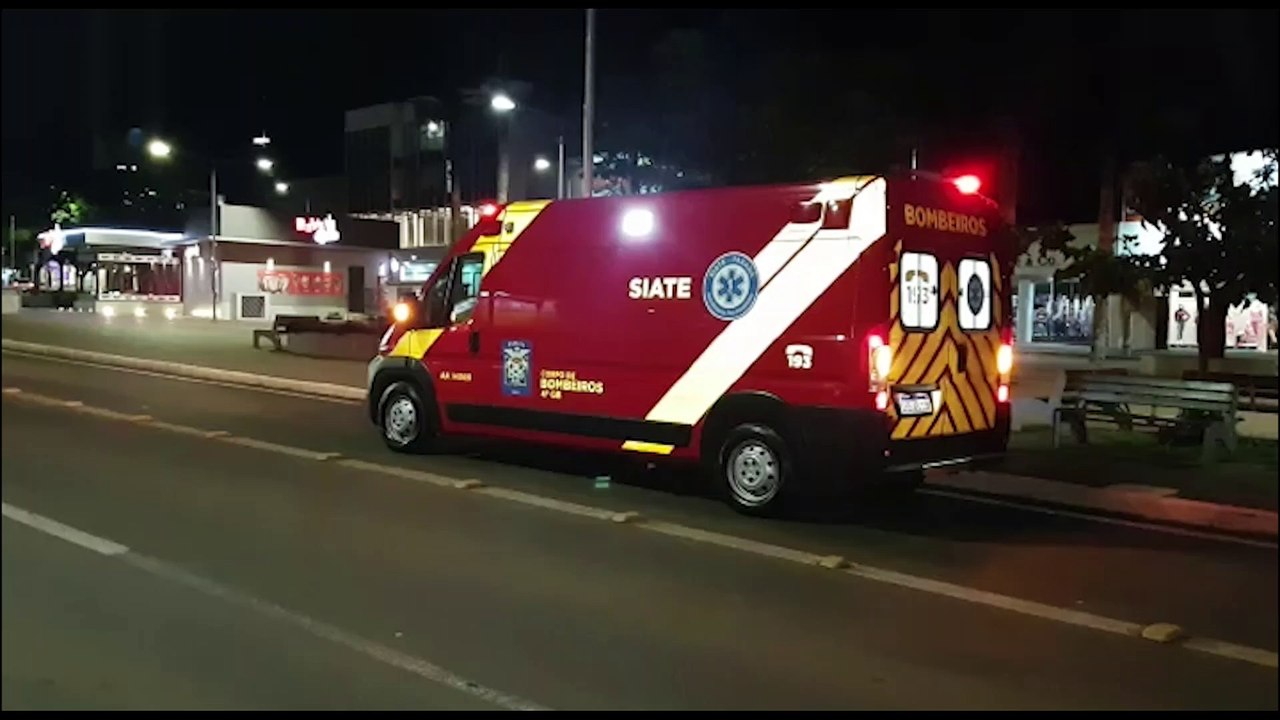 Ciclista fica ferido ao sofrer queda na ciclovia da Av. Brasil