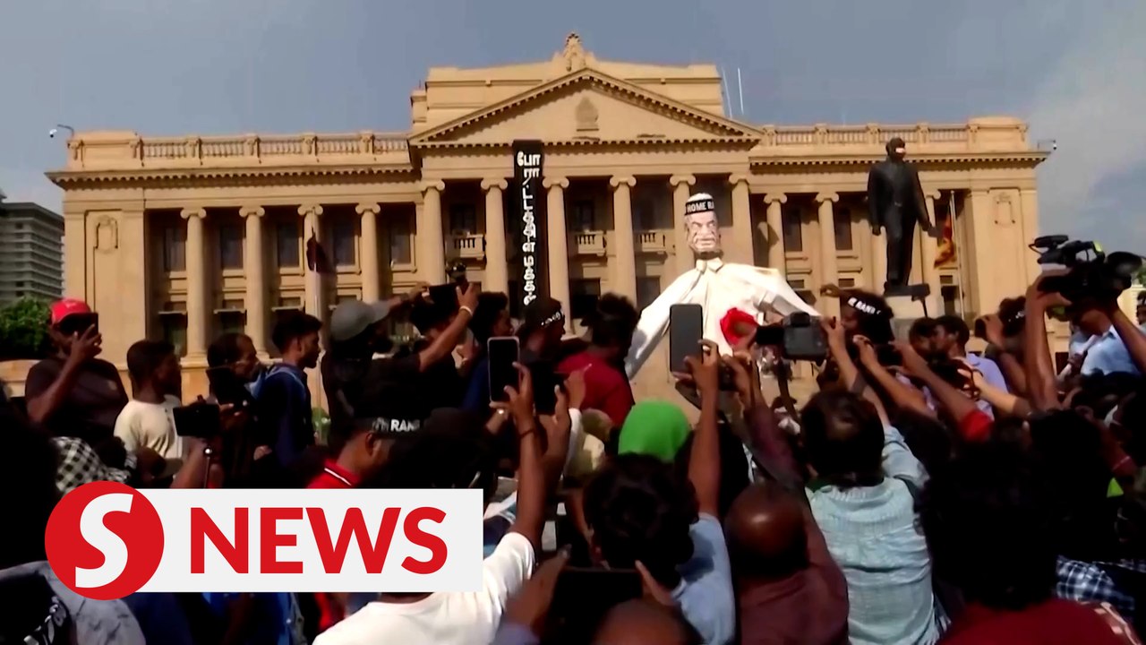 Sri Lankans protest Wickremesinghe's presidency bid