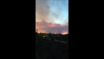 Φωτιά στην Πεντέλη: Ο Κουτσόπουλος πέρασε μέσα από τις φλόγες – Σοκαριστικές εικόνες