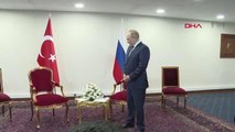 Rusya Devlet Başkanı Putin havalimanında karşılandı
