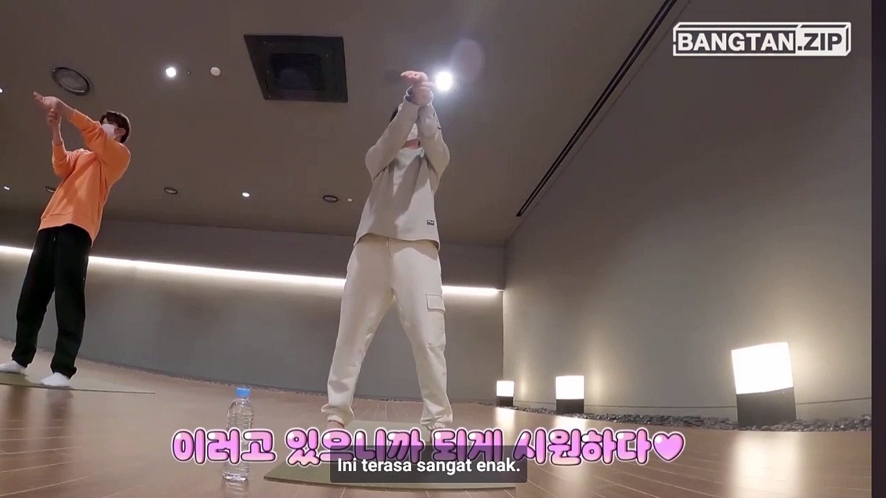 [INDO SUB] BANGTAN.ZIP - Healing (?) kelas yoga BTS