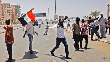 احتجاج وتضامن.. تظاهرات أبناء قبيلة الهوسا في الخرطوم