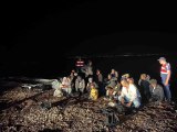 İzmir'de 775 düzensiz göçmen ve 7 organizatör şüphelisi yakalandı