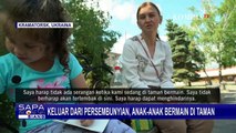 Keluar dari Tempat Persembunyian, Orang Tua Bawa Anaknya Menikmati Udara Segar & Bermain di Taman
