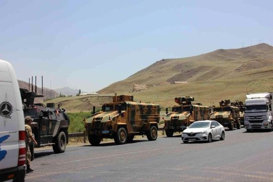 Son dakika... 4 kişinin öldürüldüğü köy giriş çıkışlara kapatıldı