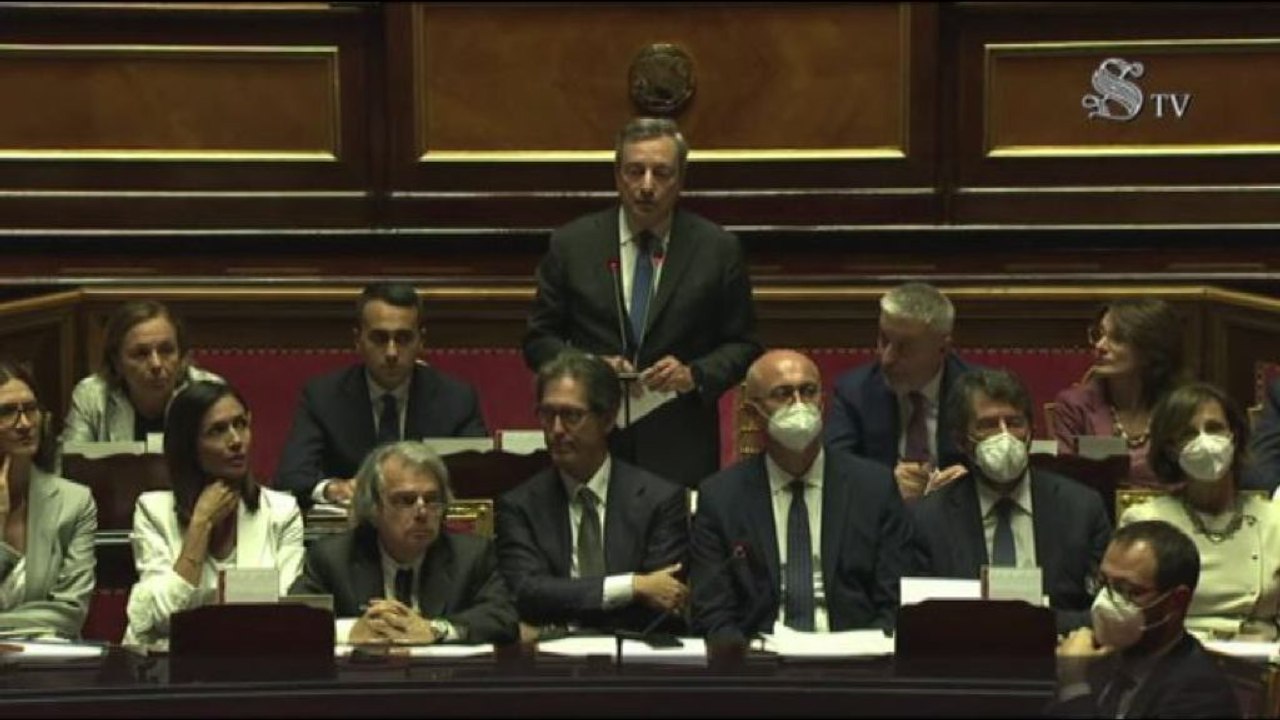 Crisi, Draghi: chiedo la fiducia sulla proposta di Casini
