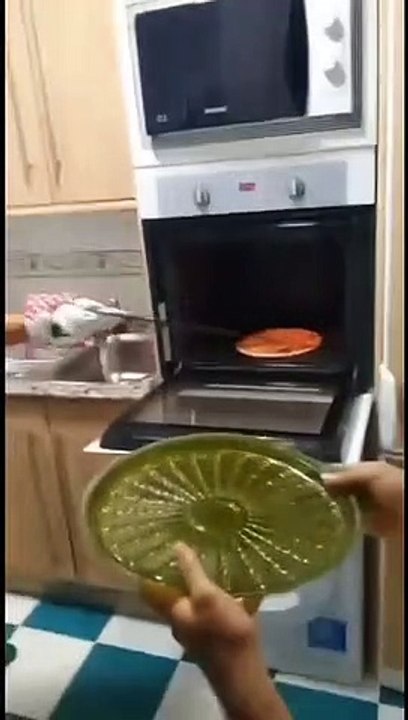 Sortir une pizza du four : pas si simple