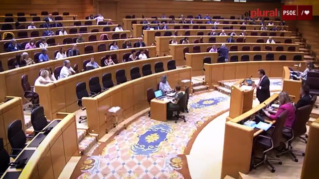 El vídeo de un senador: Me dirijo a Feijóo para decirle que viene muy poco al Senado