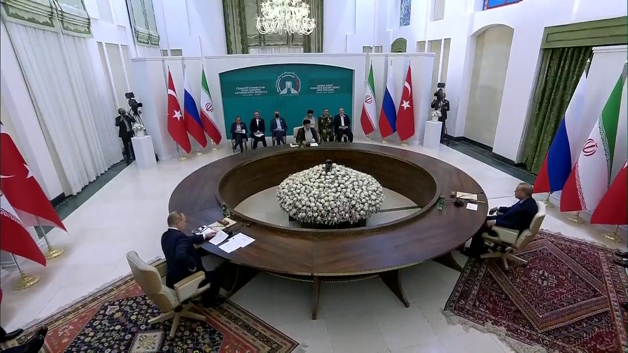 قمة طهران تكشف تضارب المصالح بين بوتين ورئيسي وأردوغان