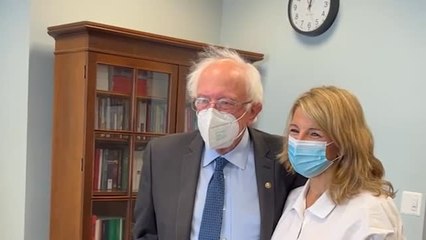 Yolanda Díaz se reúne en Washington con Bernie Sanders