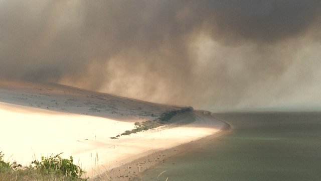 Les particules fines des incendies pourraient entraîner «un excès de morts», selon un pneumologue