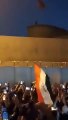Irak'ta halk sokağa döküldü... Türk bayrağı indirildi